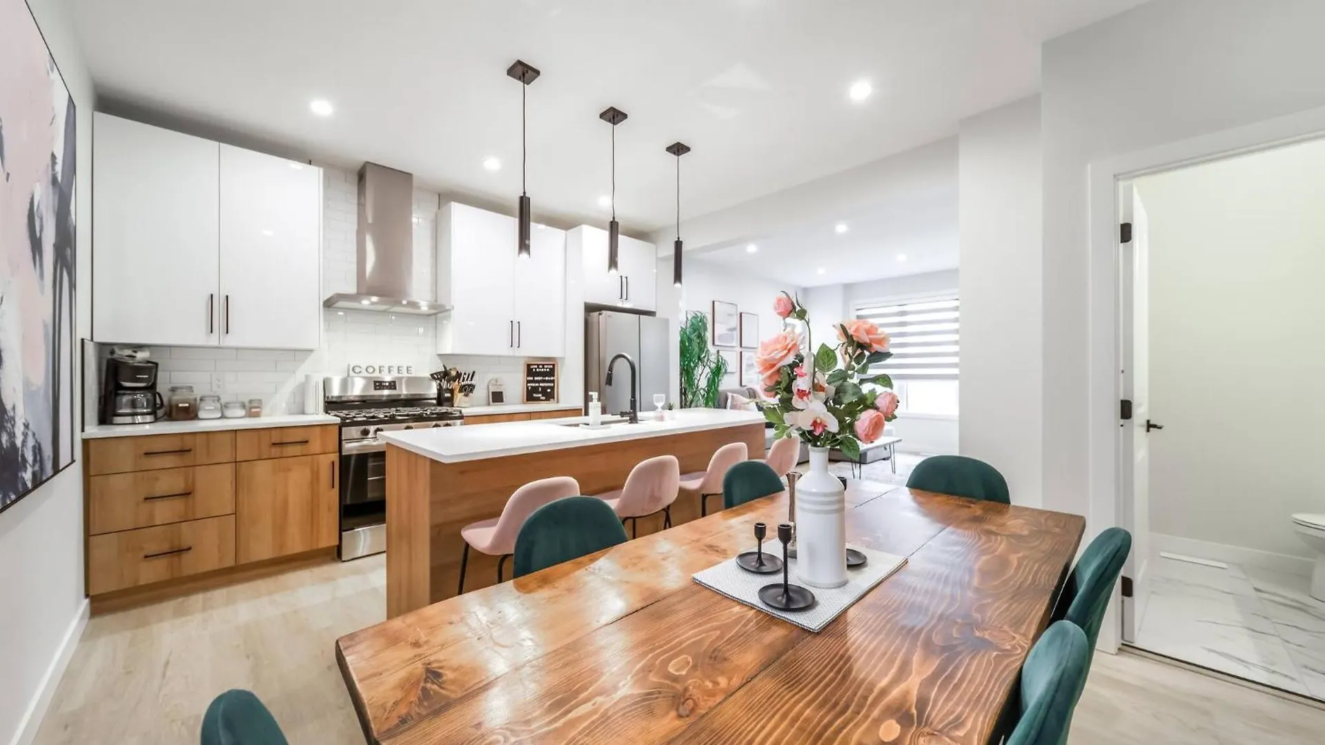 Holiday home Exoticlushquietretreatkingbed|Wifi|Parking|Wem Villa Edmonton
